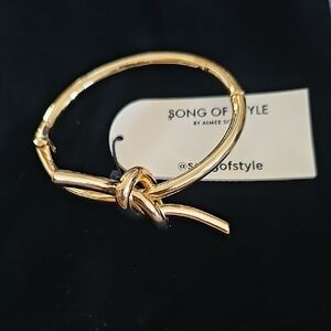 Song of Style Golden Twist Bracelet